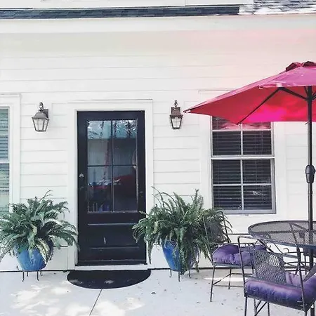 Liz Lane Cottage- Entire Guesthouse Charleston Exterior photo