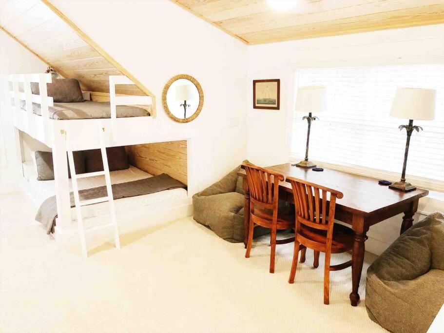 Holiday home Liz Lane Cottage- Entire *